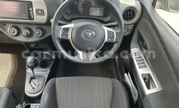 Buy Used Toyota Vitz Black Car in Beitbridge in Matabeleland South Buy Used Toyota Vitz Black Car in Beitbridge in Matabeleland South