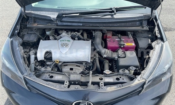 Buy Used Toyota Vitz Black Car in Beitbridge in Matabeleland South Buy Used Toyota Vitz Black Car in Beitbridge in Matabeleland South