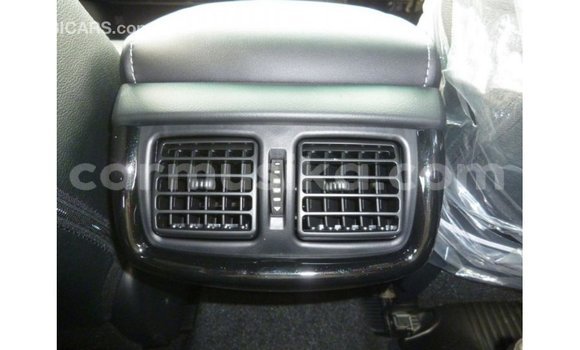 Acheter Import Voiture Toyota Hilux Blanc à Import - Dubai, Harare Acheter Import Voiture Toyota Hilux Blanc à Import - Dubai, Harare