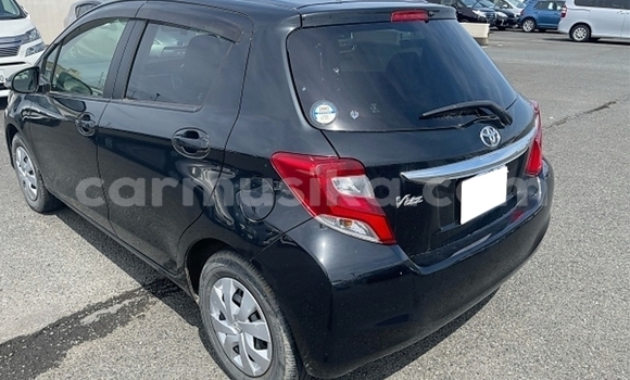 Buy Used Toyota Vitz Black Car in Beitbridge in Matabeleland South Buy Used Toyota Vitz Black Car in Beitbridge in Matabeleland South