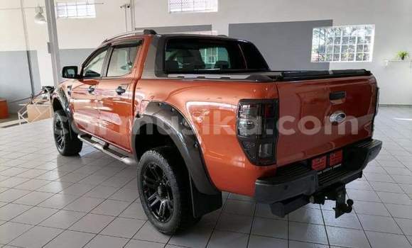 Nunua Ilio tumika Ford Ranger Beige Gari ndani ya Beitbridge nchini Matabeleland Kusini Nunua Ilio tumika Ford Ranger Beige Gari ndani ya Beitbridge nchini Matabeleland Kusini