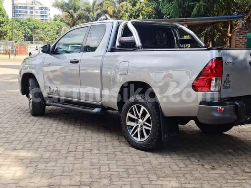 Big with watermark toyota hilux matabeleland south beitbridge 34529