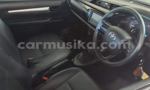 Nunua Ilio tumika Toyota Hilux Nyingine Gari ndani ya Beitbridge nchini Matabeleland Kusini Nunua Ilio tumika Toyota Hilux Nyingine Gari ndani ya Beitbridge nchini Matabeleland Kusini