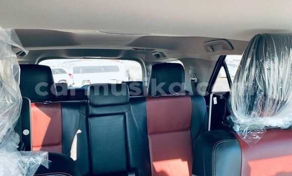 Acheter Occasion Voiture Toyota Fortuner Gris à Beitbridge, Matabeleland South Acheter Occasion Voiture Toyota Fortuner Gris à Beitbridge, Matabeleland South