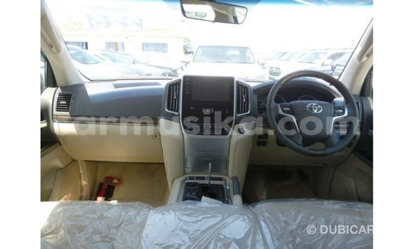 Buy Import Toyota Land Cruiser White Car in Import - Dubai in Harare Buy Import Toyota Land Cruiser White Car in Import - Dubai in Harare