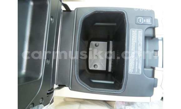 Buy Import Toyota Land Cruiser White Car in Import - Dubai in Harare Buy Import Toyota Land Cruiser White Car in Import - Dubai in Harare