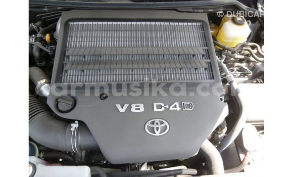 Buy Import Toyota Land Cruiser White Car in Import - Dubai in Harare Buy Import Toyota Land Cruiser White Car in Import - Dubai in Harare