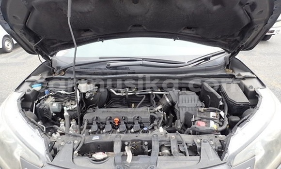 Nunua Ilio tumika Honda CR–V Nyeusi Gari ndani ya Beitbridge nchini Matabeleland Kusini Nunua Ilio tumika Honda CR–V Nyeusi Gari ndani ya Beitbridge nchini Matabeleland Kusini