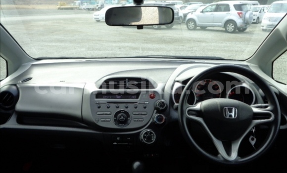 Buy Used Honda Fit Silver Car in Beitbridge in Matabeleland South Buy Used Honda Fit Silver Car in Beitbridge in Matabeleland South