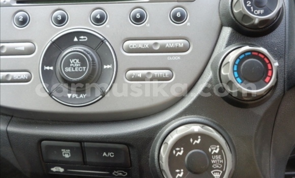 Buy Used Honda Fit Silver Car in Beitbridge in Matabeleland South Buy Used Honda Fit Silver Car in Beitbridge in Matabeleland South