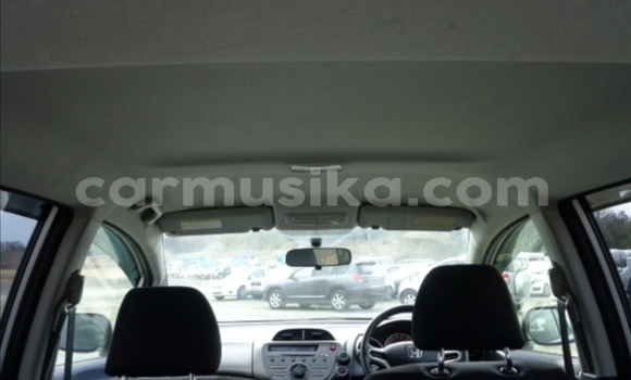 Buy Used Honda Fit Silver Car in Beitbridge in Matabeleland South Buy Used Honda Fit Silver Car in Beitbridge in Matabeleland South