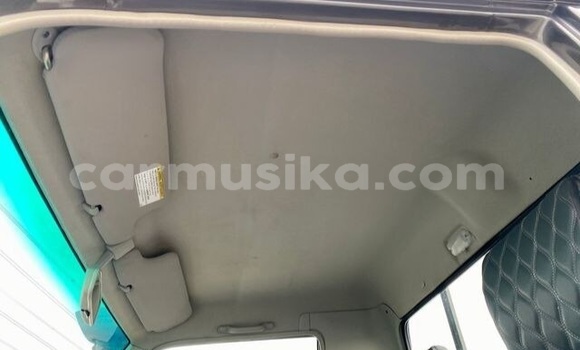 Acheter Occasion Voiture Toyota Land Cruiser Noir à Beitbridge, Matabeleland South Acheter Occasion Voiture Toyota Land Cruiser Noir à Beitbridge, Matabeleland South