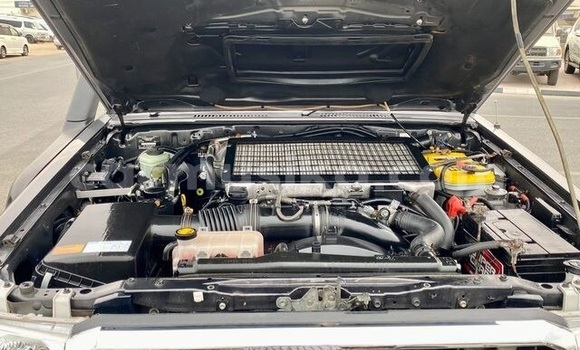 Acheter Occasion Voiture Toyota Land Cruiser Noir à Beitbridge, Matabeleland South Acheter Occasion Voiture Toyota Land Cruiser Noir à Beitbridge, Matabeleland South