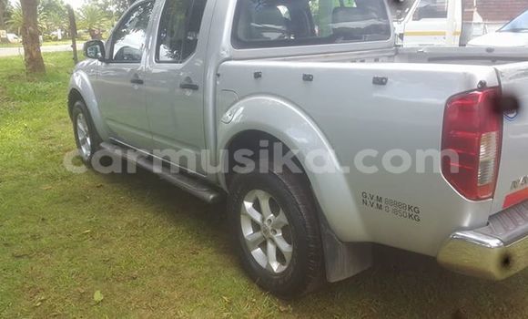 Buy Used Nissan Navara Silver Car in Bulawayo in Bulawayo Buy Used Nissan Navara Silver Car in Bulawayo in Bulawayo