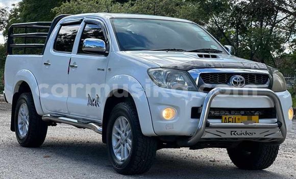 Nunua Ilio tumika Toyota Hilux Nyingine Gari ndani ya Harare nchini Harare Nunua Ilio tumika Toyota Hilux Nyingine Gari ndani ya Harare nchini Harare