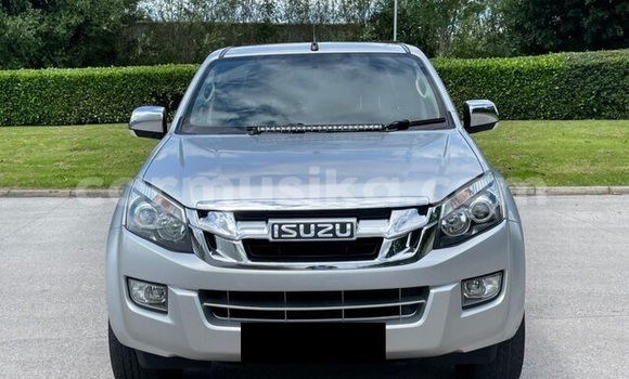 Nunua Ilio tumika Isuzu D–MAX Fedha Gari ndani ya Beitbridge nchini Matabeleland Kusini