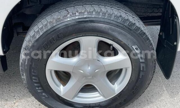 Acheter Occasion Voiture Isuzu D–MAX Gris à Beitbridge, Matabeleland South Acheter Occasion Voiture Isuzu D–MAX Gris à Beitbridge, Matabeleland South