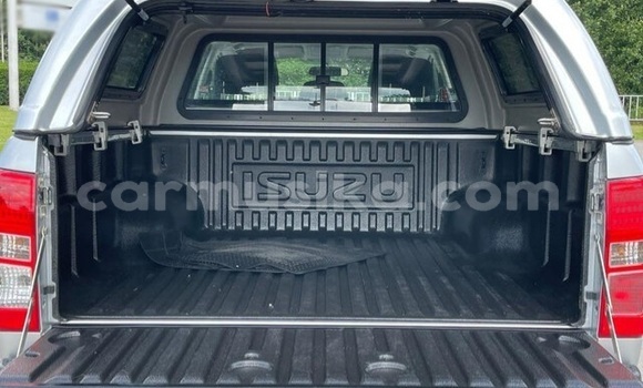 Acheter Occasion Voiture Isuzu D–MAX Gris à Beitbridge, Matabeleland South Acheter Occasion Voiture Isuzu D–MAX Gris à Beitbridge, Matabeleland South