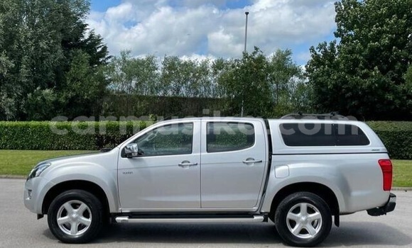 Acheter Occasion Voiture Isuzu D–MAX Gris à Beitbridge, Matabeleland South Acheter Occasion Voiture Isuzu D–MAX Gris à Beitbridge, Matabeleland South