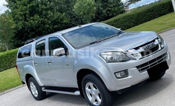 Acheter Occasion Voiture Isuzu D–MAX Gris à Beitbridge, Matabeleland South Acheter Occasion Voiture Isuzu D–MAX Gris à Beitbridge, Matabeleland South