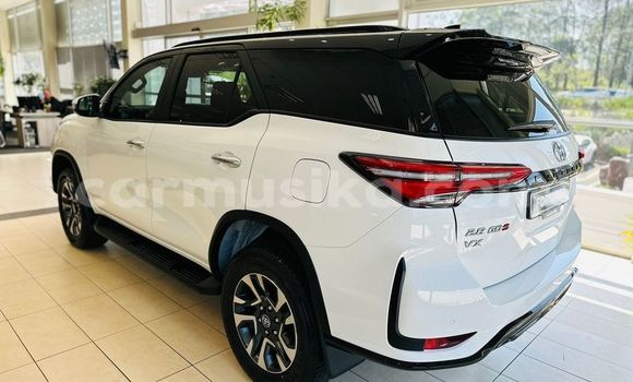 Acheter Occasion Voiture Toyota Fortuner Autre à Harare, Harare Acheter Occasion Voiture Toyota Fortuner Autre à Harare, Harare