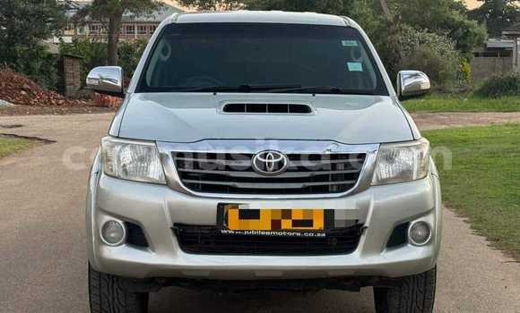 Tenga Tsaru Toyota Hilux Zvimwe Mota in Harare in Harare