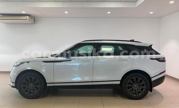 Acheter Occasion Voiture Land Rover Range Rover Velar Blanc à Beitbridge, Matabeleland South Acheter Occasion Voiture Land Rover Range Rover Velar Blanc à Beitbridge, Matabeleland South