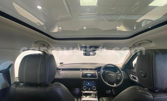 Acheter Occasion Voiture Land Rover Range Rover Velar Blanc à Beitbridge, Matabeleland South Acheter Occasion Voiture Land Rover Range Rover Velar Blanc à Beitbridge, Matabeleland South