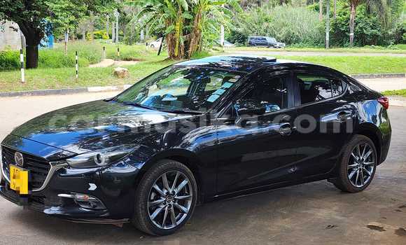 Buy Used Mazda Axela Black Car in Beitbridge in Matabeleland South Buy Used Mazda Axela Black Car in Beitbridge in Matabeleland South