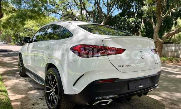Buy Used Mercedes‒Benz GLE White Car in Chegutu in Mashonaland West Buy Used Mercedes‒Benz GLE White Car in Chegutu in Mashonaland West