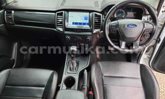 Buy Used Range Rover Range Rover White Car in Borrowdale in Harare Buy Used Range Rover Range Rover White Car in Borrowdale in Harare