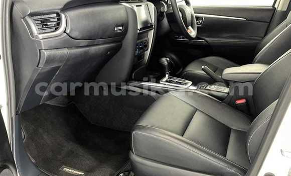 Buy Used Toyota Fortuner White Car in Bindura in Mashonaland Central Buy Used Toyota Fortuner White Car in Bindura in Mashonaland Central