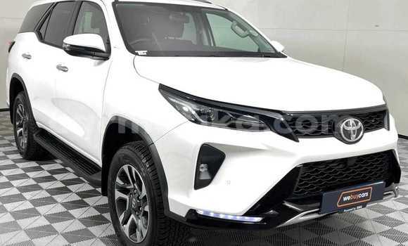 Buy Used Toyota Fortuner White Car in Bindura in Mashonaland Central Buy Used Toyota Fortuner White Car in Bindura in Mashonaland Central