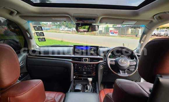 Tenga Tsaru Lexus LX 450 Chena Mota in Bulawayo in Bulawayo Tenga Tsaru Lexus LX 450 Chena Mota in Bulawayo in Bulawayo