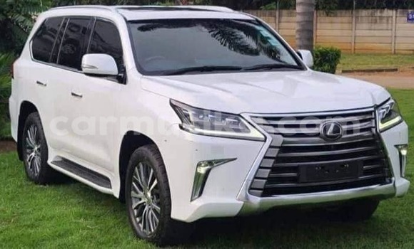 Tenga Tsaru Lexus LX 450 Chena Mota in Bulawayo in Bulawayo Tenga Tsaru Lexus LX 450 Chena Mota in Bulawayo in Bulawayo