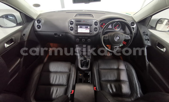 Acheter Occasion Voiture Volkswagen Tiguan Blanc à Beitbridge, Matabeleland South Acheter Occasion Voiture Volkswagen Tiguan Blanc à Beitbridge, Matabeleland South