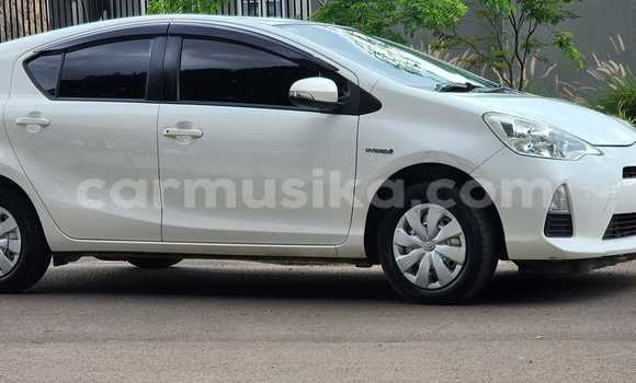 Buy Used Toyota Aqua White Car in Bindura in Mashonaland Central Buy Used Toyota Aqua White Car in Bindura in Mashonaland Central