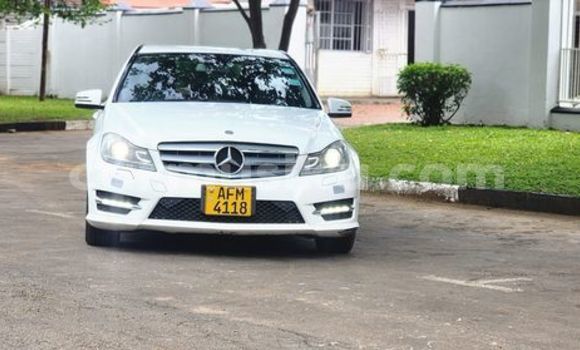 Buy Used Mercedes‒Benz C–Class White Car in Belvedere in Harare Buy Used Mercedes‒Benz C–Class White Car in Belvedere in Harare