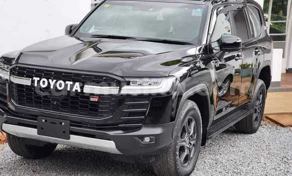 Buy Used Toyota Land Cruiser Black Car in Bindura in Mashonaland Central Buy Used Toyota Land Cruiser Black Car in Bindura in Mashonaland Central