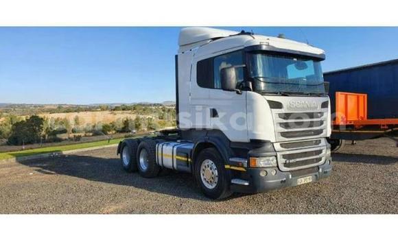Acheter Occasion Utilitaire Scania R420 Blanc à Beitbridge, Matabeleland South Acheter Occasion Utilitaire Scania R420 Blanc à Beitbridge, Matabeleland South