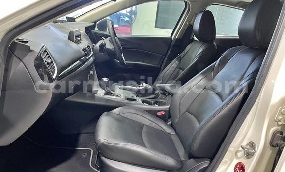 Tenga Tsaru Mazda 3 Chena Mota in Beitbridge in Matabeleland South Tenga Tsaru Mazda 3 Chena Mota in Beitbridge in Matabeleland South