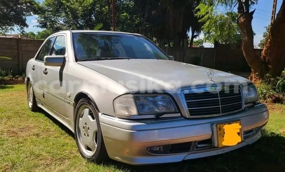 Acheter Occasion Voiture Mercedes‒Benz AMG GLC Beige à Harare, Harare Acheter Occasion Voiture Mercedes‒Benz AMG GLC Beige à Harare, Harare
