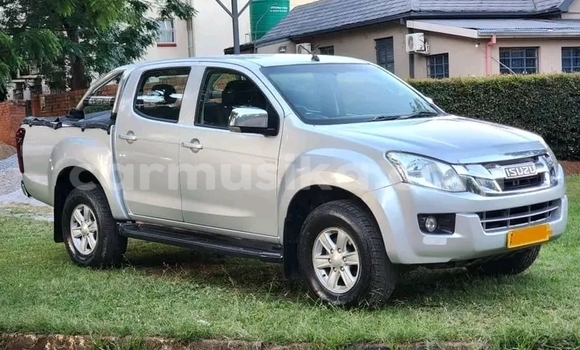 Buy Used Isuzu KB Green Car in Harare in Harare Buy Used Isuzu KB Green Car in Harare in Harare