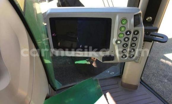 Tenga Tsaru Caterpillar 120 Girinhi Rori in Beitbridge in Matabeleland South Tenga Tsaru Caterpillar 120 Girinhi Rori in Beitbridge in Matabeleland South