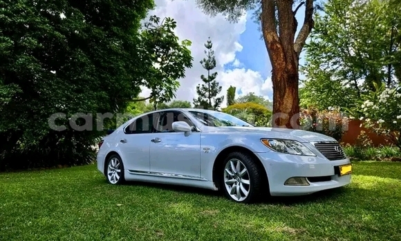 Acheter Occasion Voiture Toyota LiteAce Blanc à Harare, Harare Acheter Occasion Voiture Toyota LiteAce Blanc à Harare, Harare