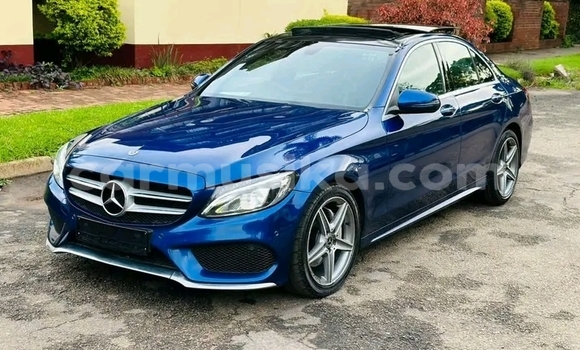 Acheter Occasion Voiture Mercedes-Benz C250 coupe Bleu à Harare, Harare Acheter Occasion Voiture Mercedes-Benz C250 coupe Bleu à Harare, Harare