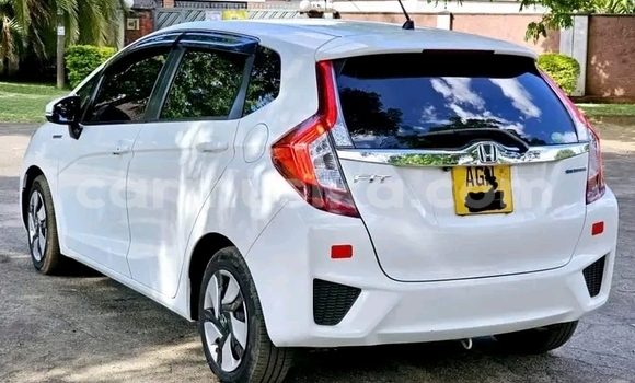 Acheter Occasion Voiture Honda Fit Blanc à Harare, Harare Acheter Occasion Voiture Honda Fit Blanc à Harare, Harare