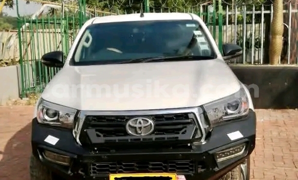 Acheter Occasion Voiture Toyota Hilux Blanc à Harare, Harare Acheter Occasion Voiture Toyota Hilux Blanc à Harare, Harare