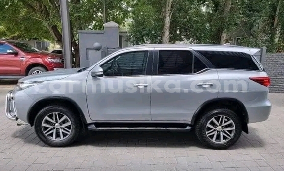 Acheter Occasion Voiture Toyota Fortuner Vert à Harare, Harare Acheter Occasion Voiture Toyota Fortuner Vert à Harare, Harare
