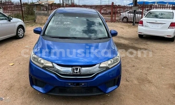 Buy Used Honda Fit Blue Car in Harare in Harare Buy Used Honda Fit Blue Car in Harare in Harare